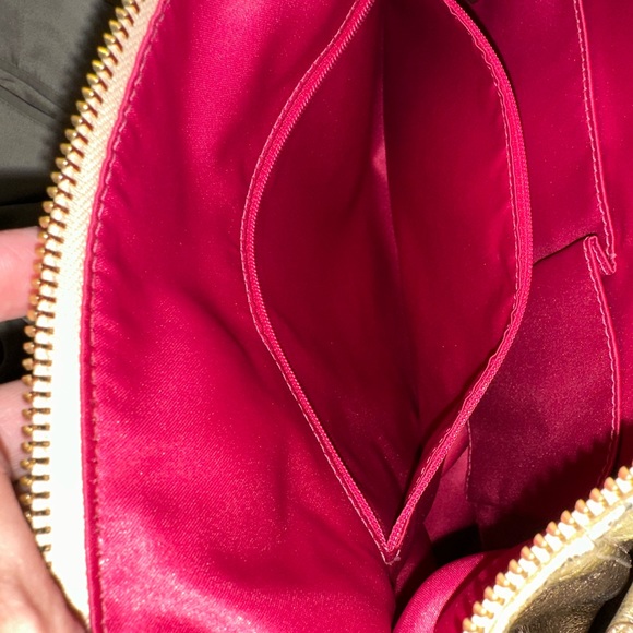 Coach Poppy Gold Shoulder Bag like new - Picture 7 of 9